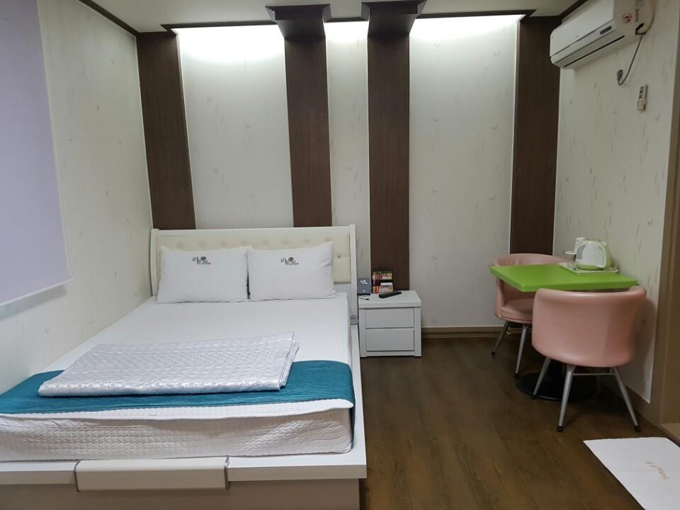 Raon Hotel Kvangjang Kültér fotó